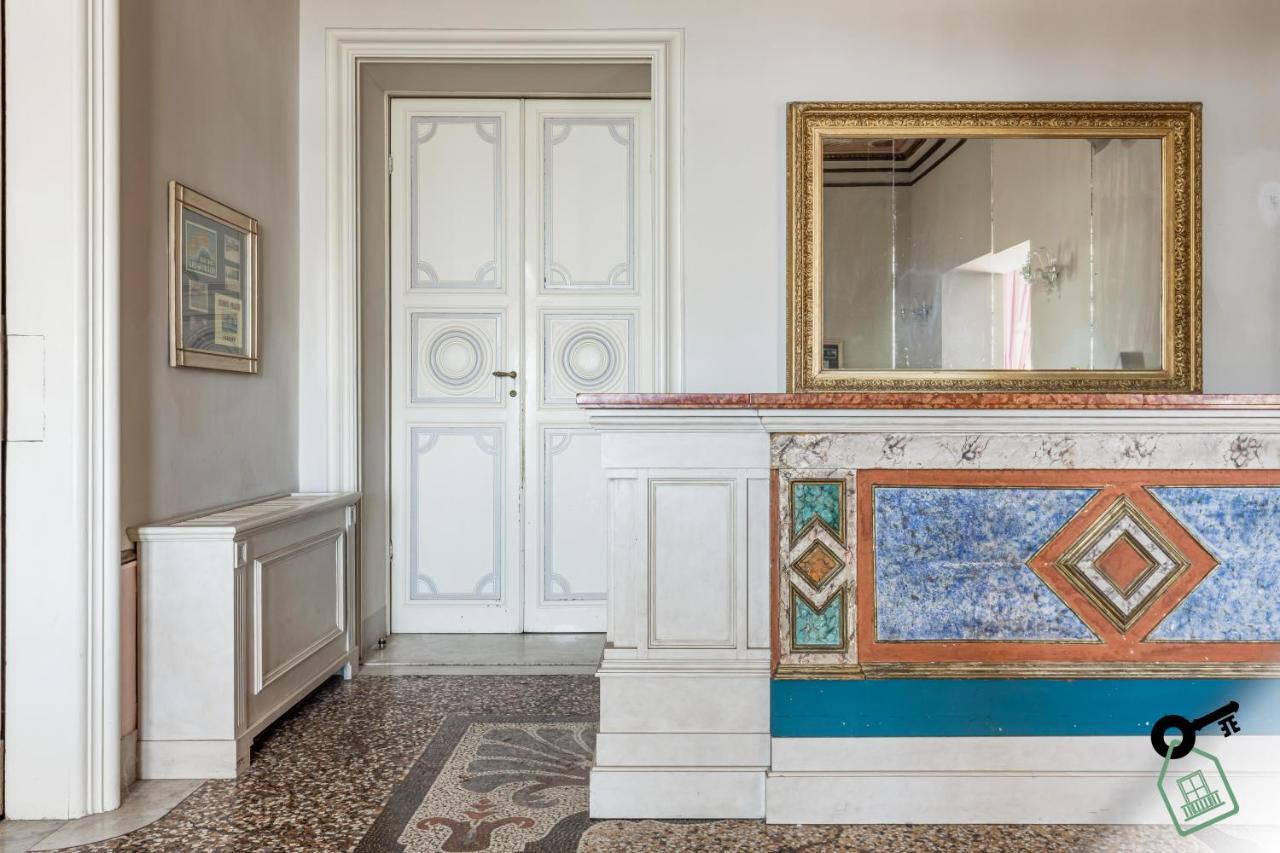 Hotel Rooms Livorno Bagian luar foto