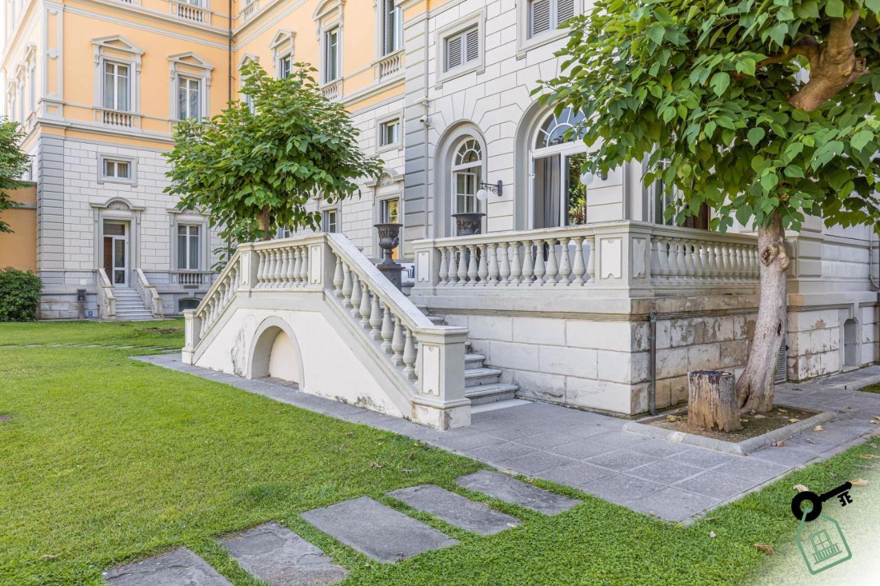Hotel Rooms Livorno Bagian luar foto